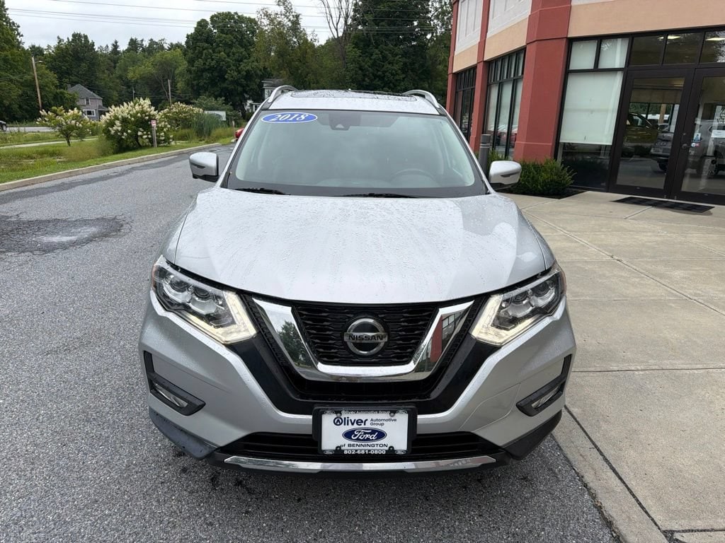 Used 2018 Nissan Rogue SL with VIN JN8AT2MV1JW340127 for sale in Bennington, VT
