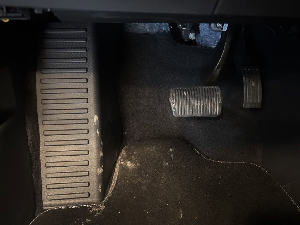 2025 Ford Mustang Mach-E GT - Photo 32