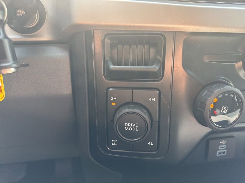 2025 Ford F-350 Super Duty XL - Photo 28