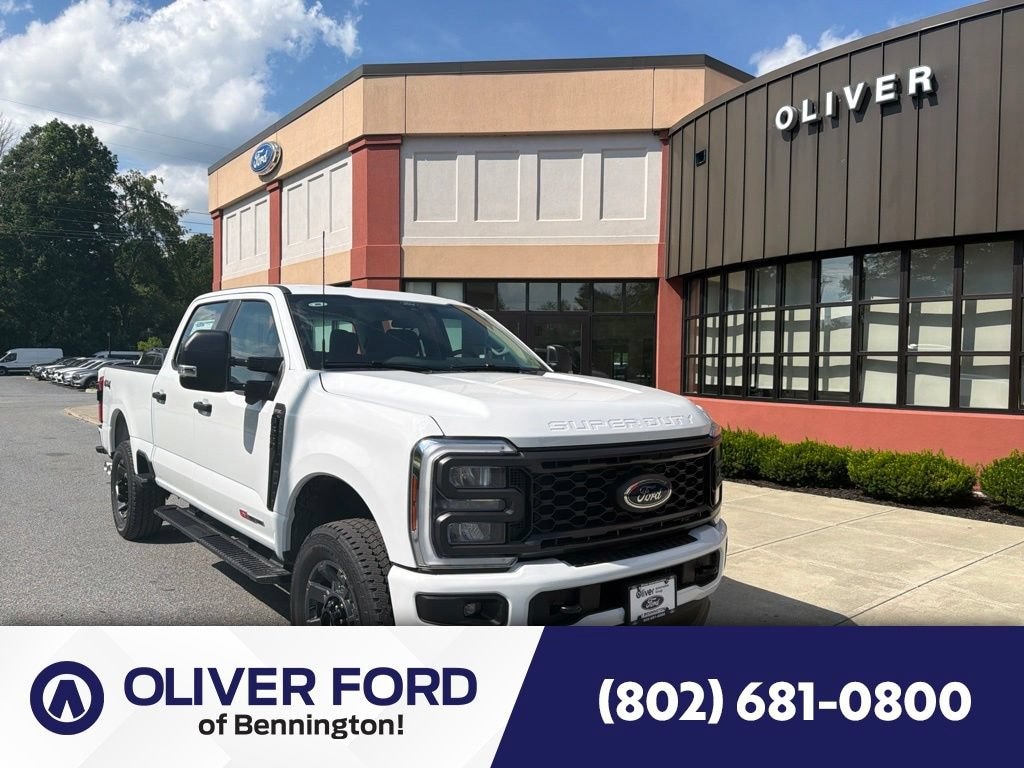 New 2026 Ford Super Duty F-350 SRW Truck Crew Cab