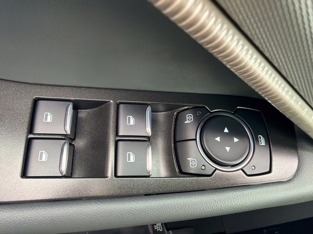 2026 Ford Explorer Active - Photo 43