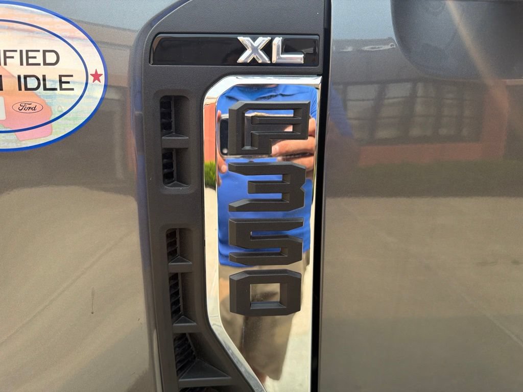 2026 Ford F-350 Super Duty Chassis Cab XL - Photo 14