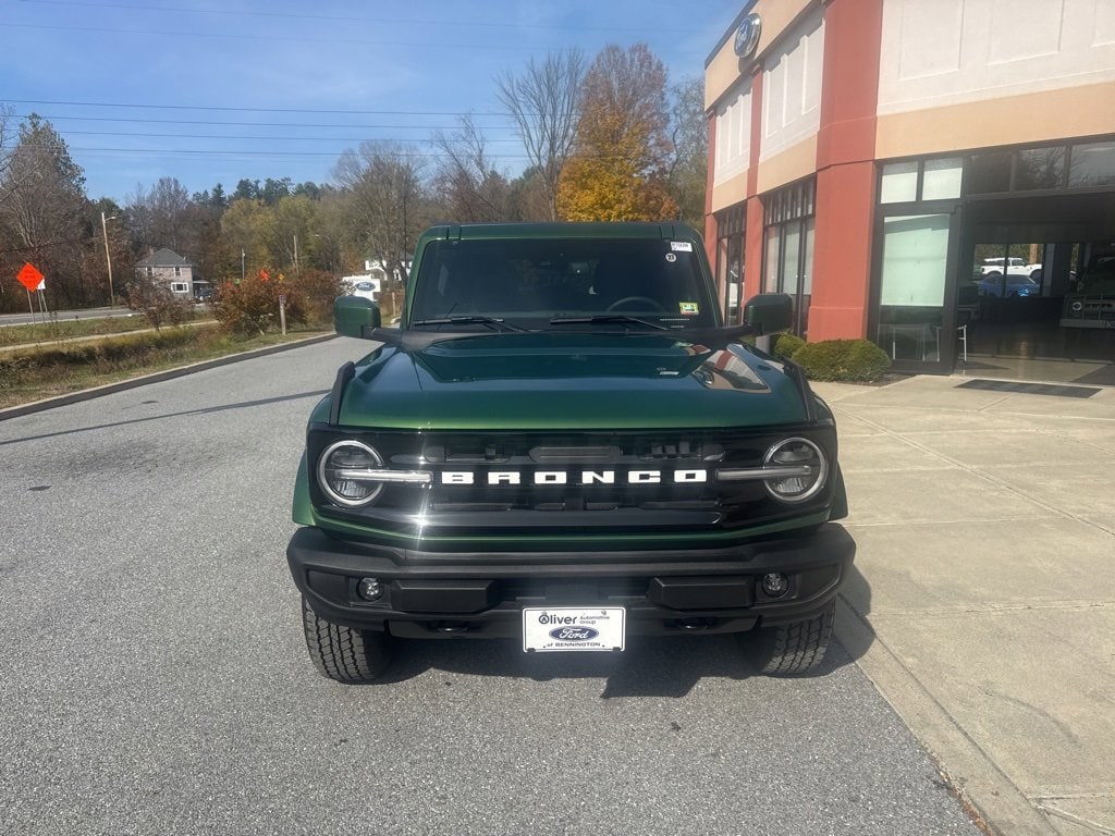 New 2025 Ford Bronco Outer Banks SUV