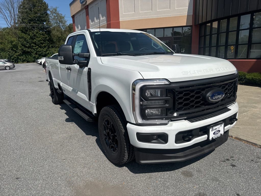2025 Ford F-350 Super Duty XL - Photo 9