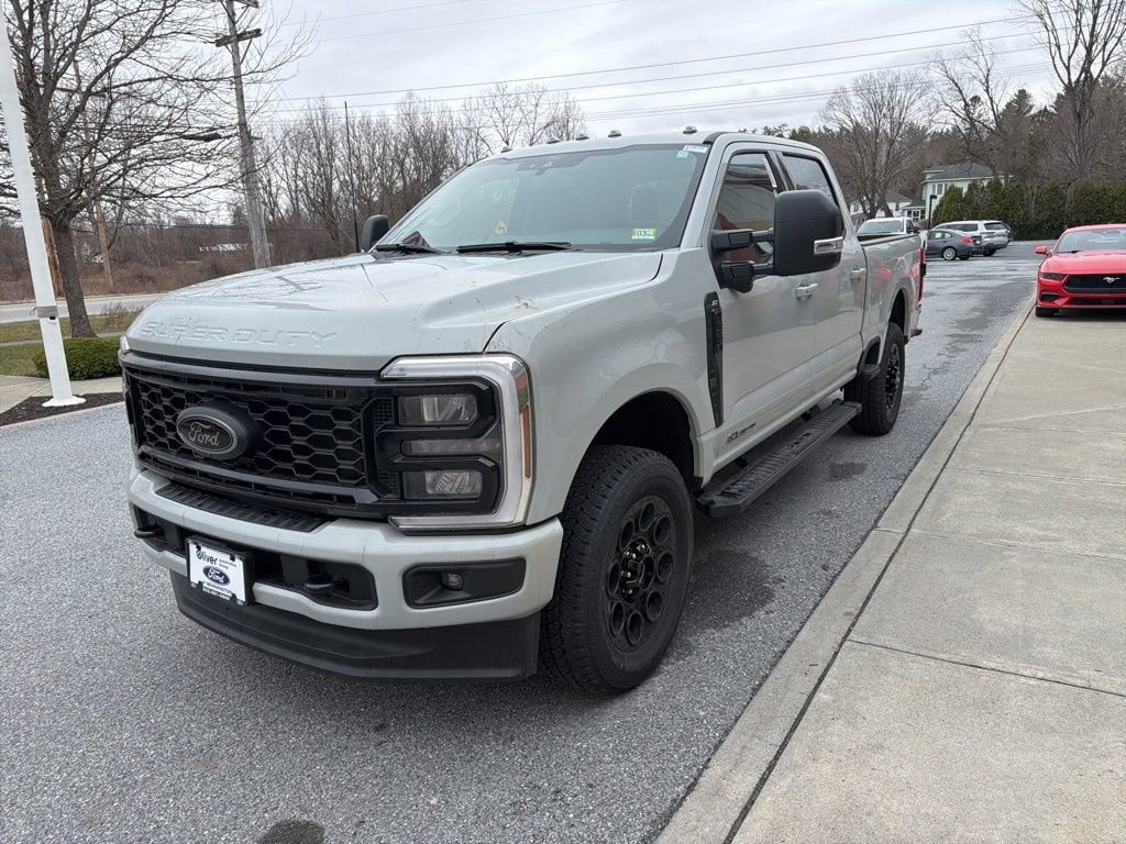 New 2026 Ford Super Duty F-350 SRW Truck Crew Cab