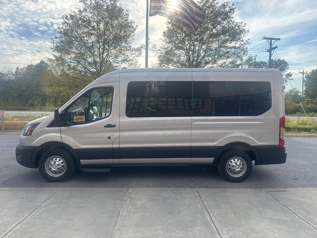 2025 Ford Transit photo 4