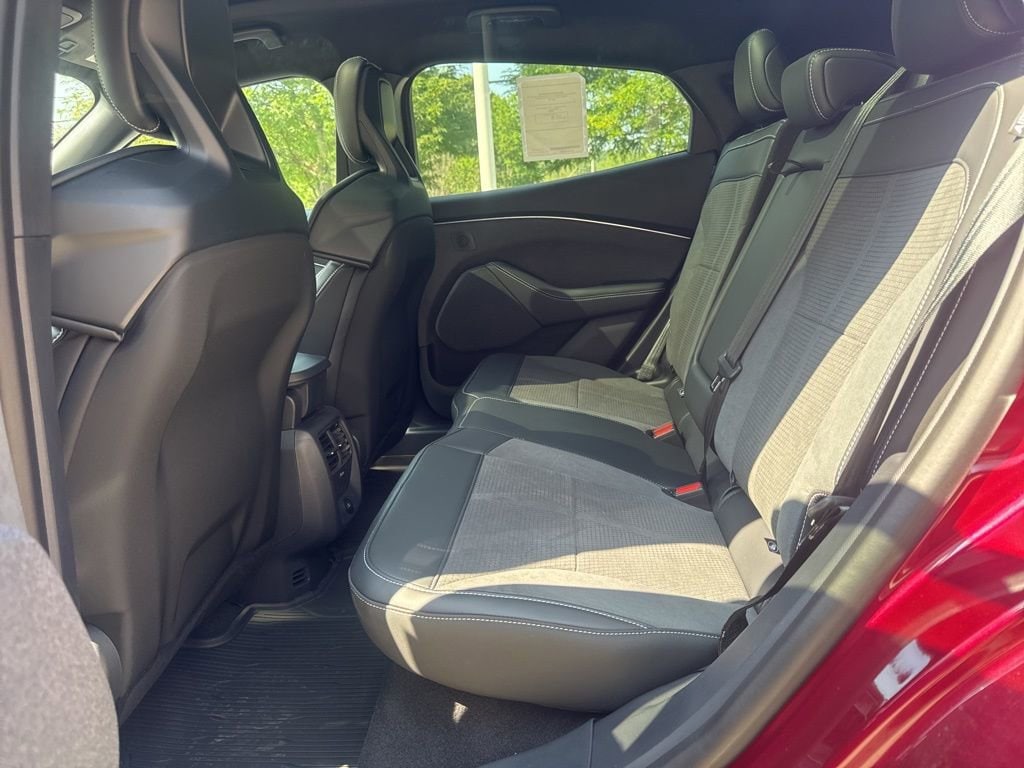 2025 Ford Mustang Mach-E GT - Photo 21