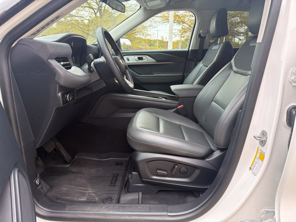 2026 Ford Explorer Active - Photo 22