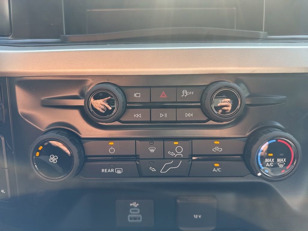 2025 Ford F-350 Super Duty XL - Photo 27