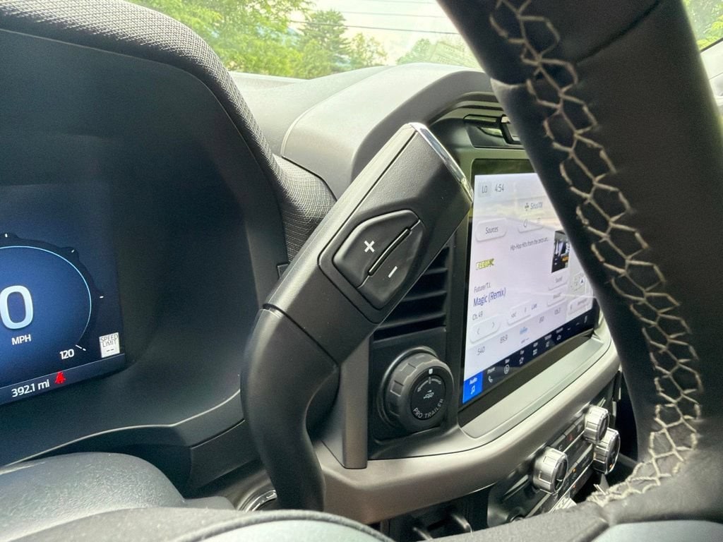 2025 Ford F-150 XLT - Photo 37