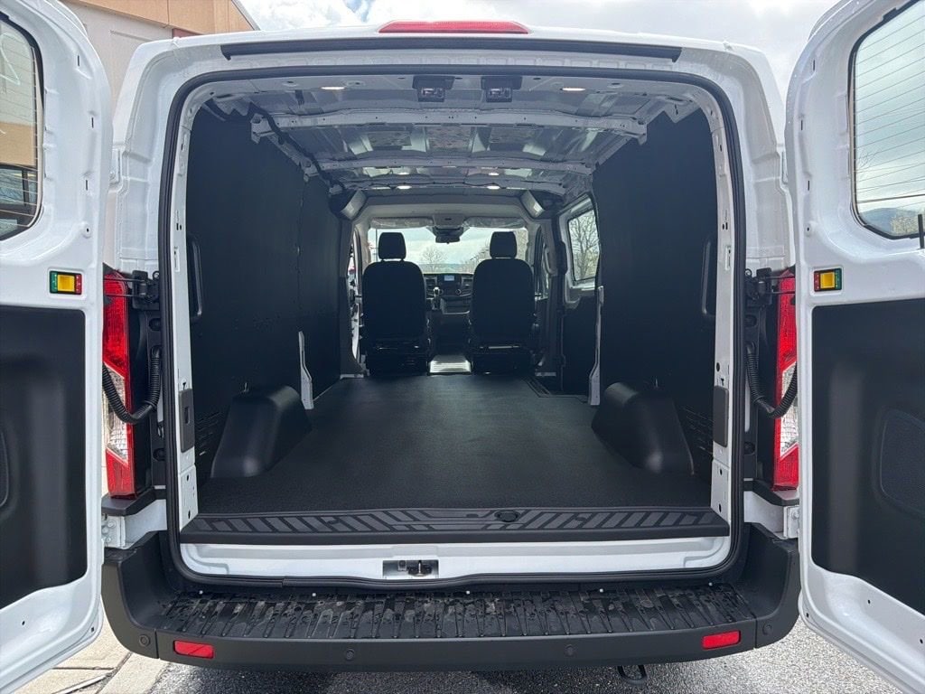 2025 Ford Transit Van Base - Photo 21