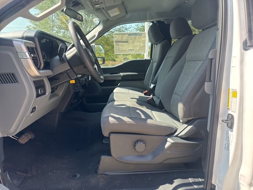 2025 Ford F-350 Super Duty XL - Photo 21
