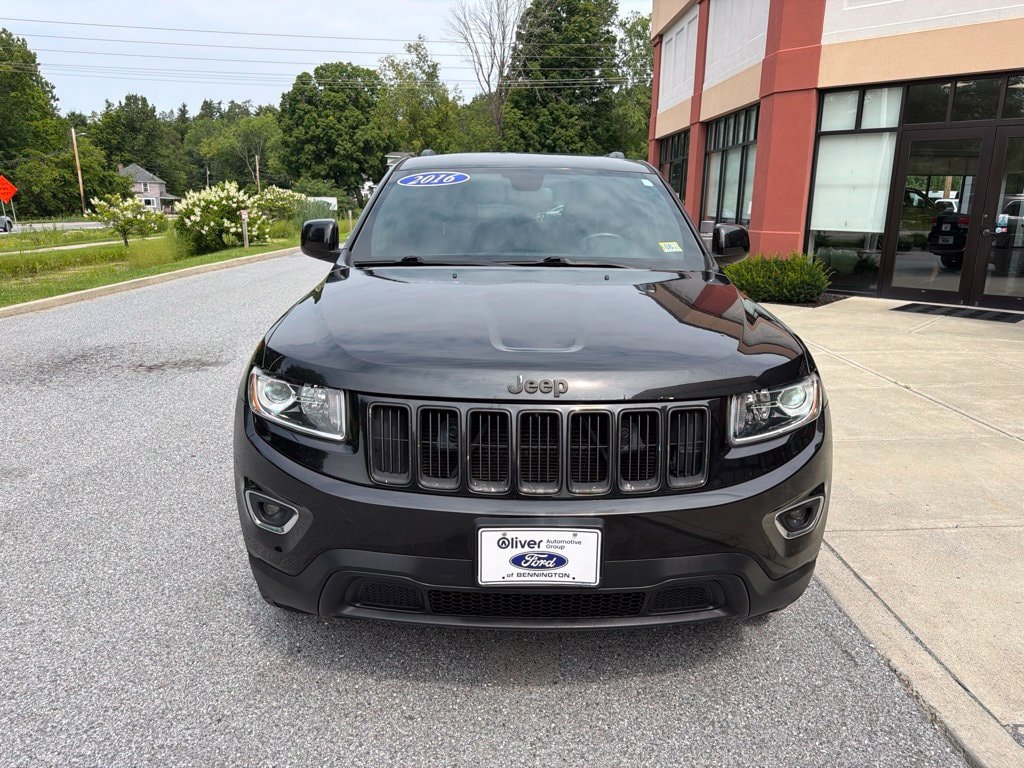 Used 2016 Jeep Grand Cherokee Laredo E with VIN 1C4RJFAG0GC494307 for sale in Bennington, VT