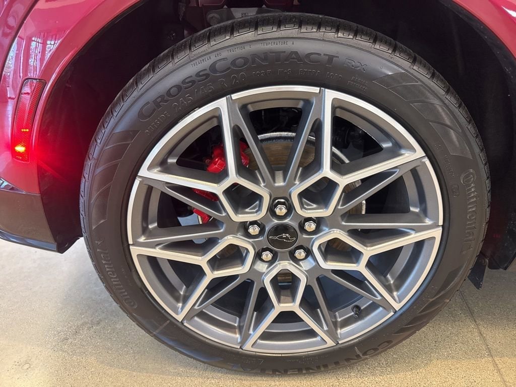 2025 Ford Mustang Mach-E GT - Photo 12