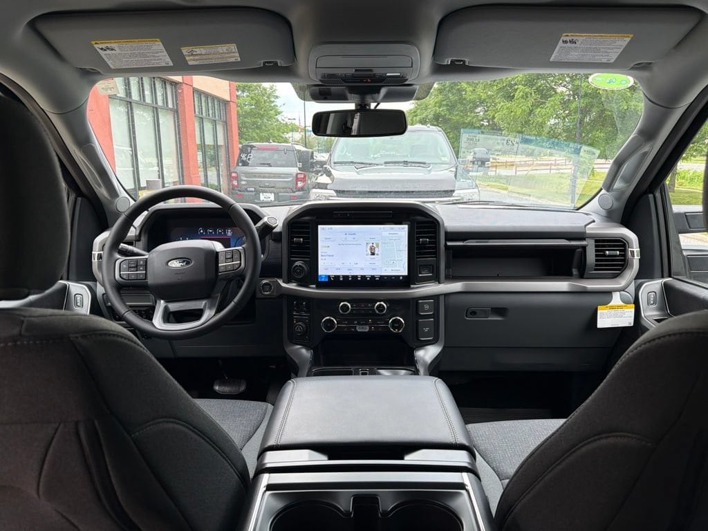 2025 Ford F-150 XLT - Photo 48