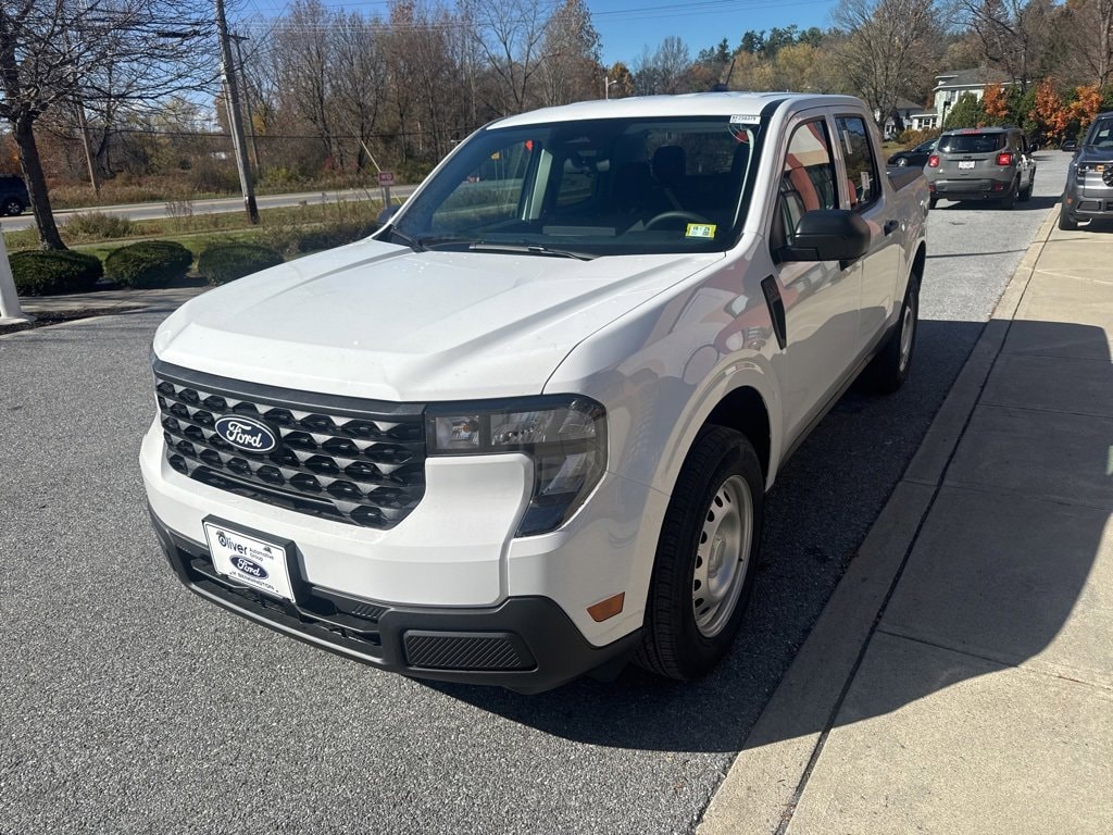 New 2025 Ford Maverick XL Truck SuperCrew