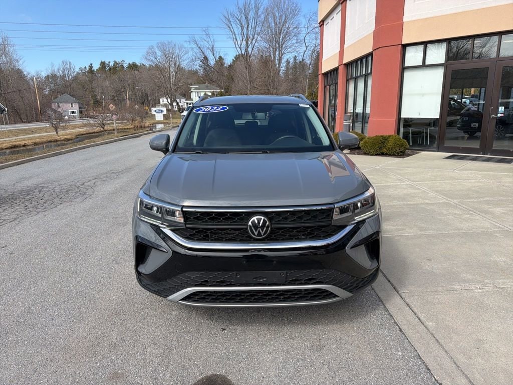Used 2022 Volkswagen Taos 1.5T SE 4MOTION SUV