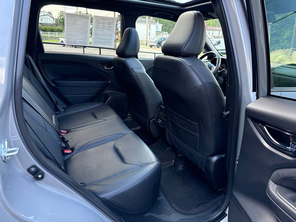 2025 Subaru Forester Limited - Photo 27