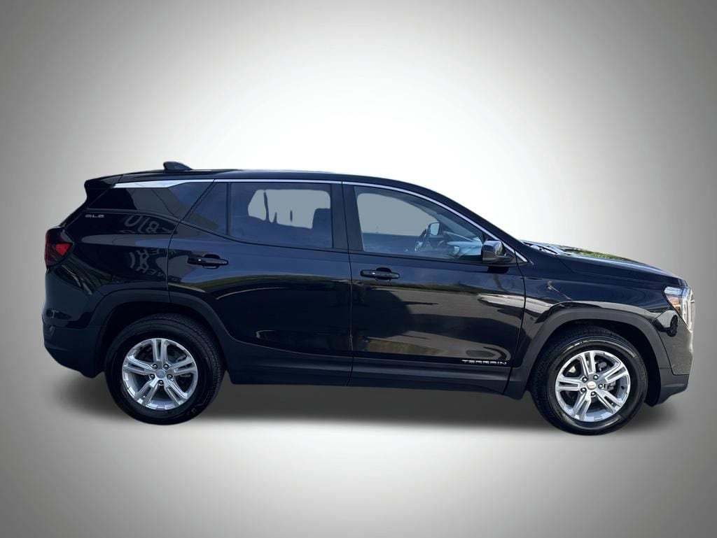 2024 GMC Terrain SLE - Photo 7