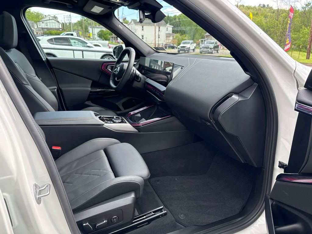 2026 BMW X3 30 - Photo 29