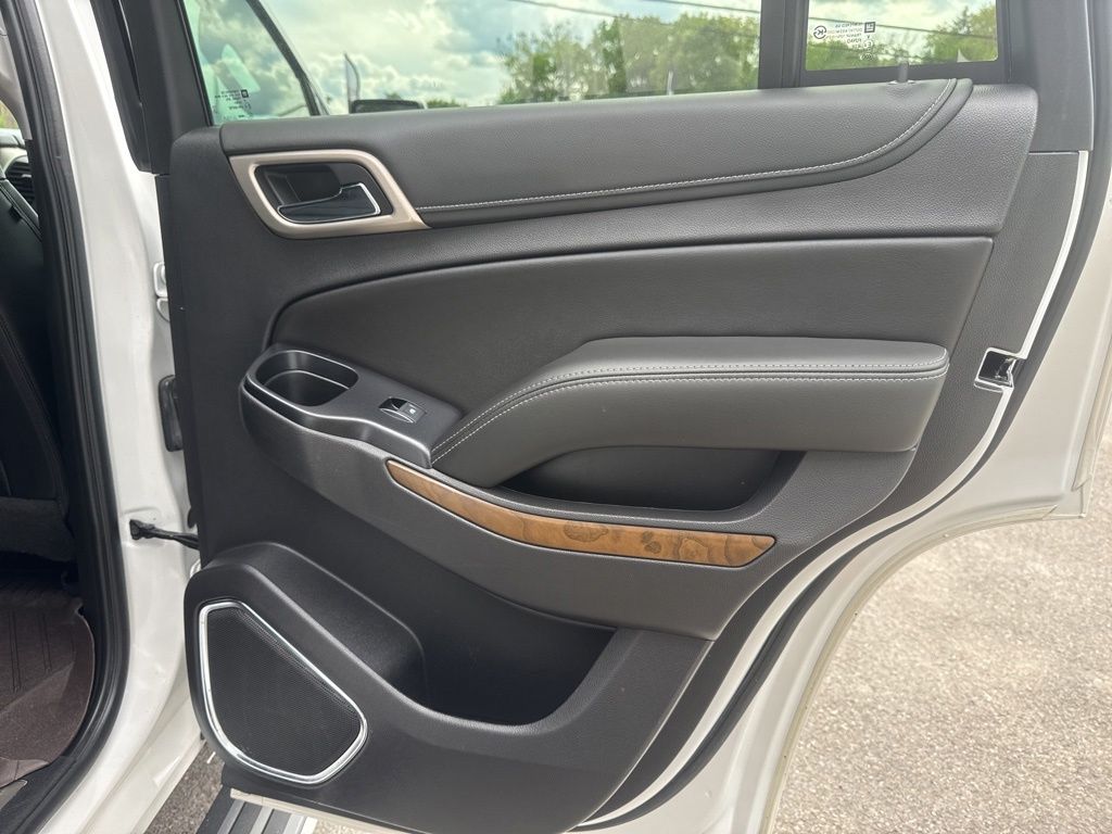 2020 GMC Yukon Denali - Photo 31