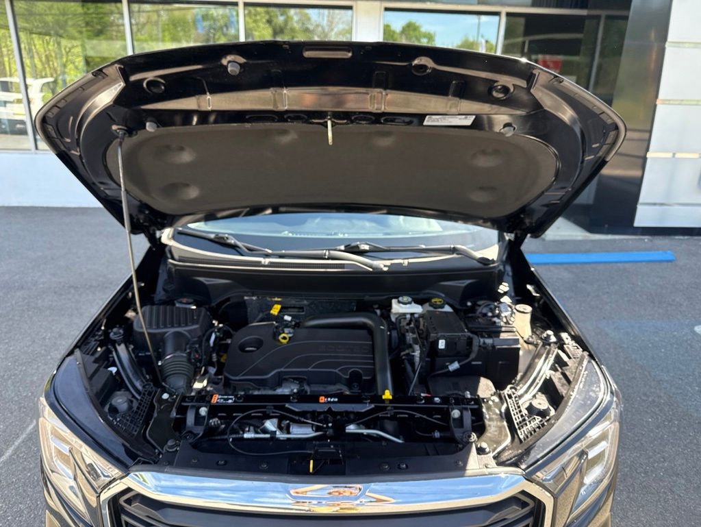 2024 GMC Terrain SLE - Photo 29