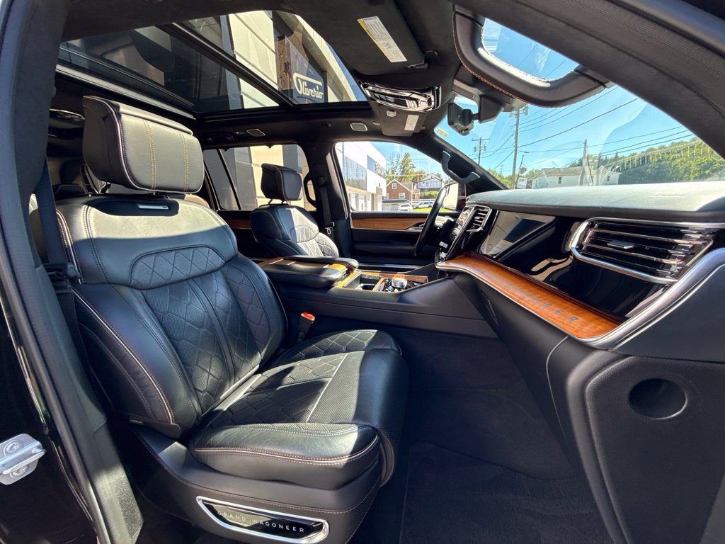 2022 Jeep Grand Wagoneer Series III - Photo 33