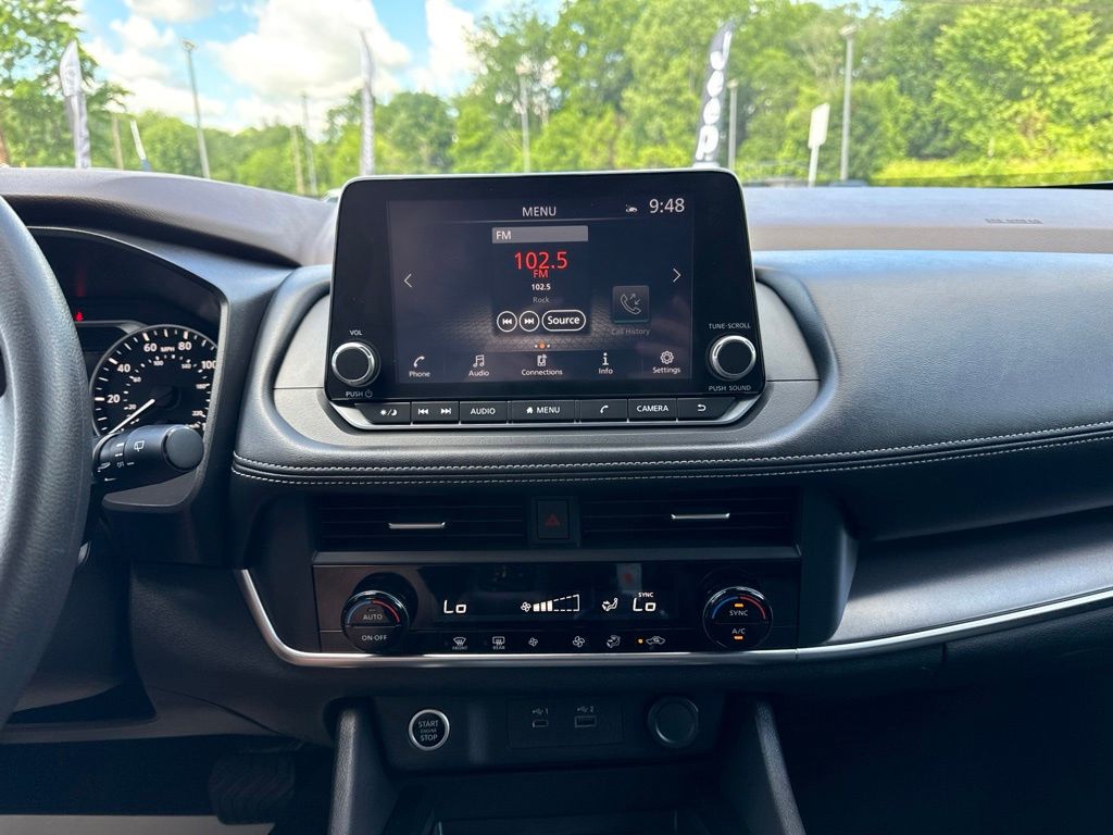 2023 Nissan Rogue SV - Photo 14