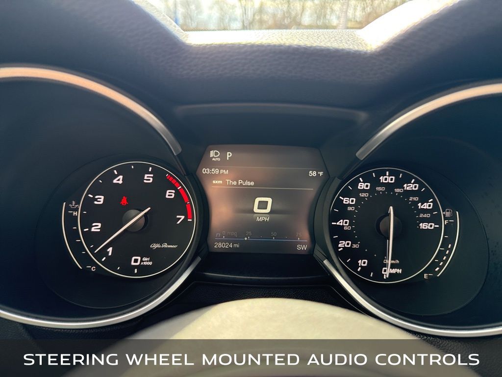 2022 Alfa Romeo Stelvio Ti - Photo 15