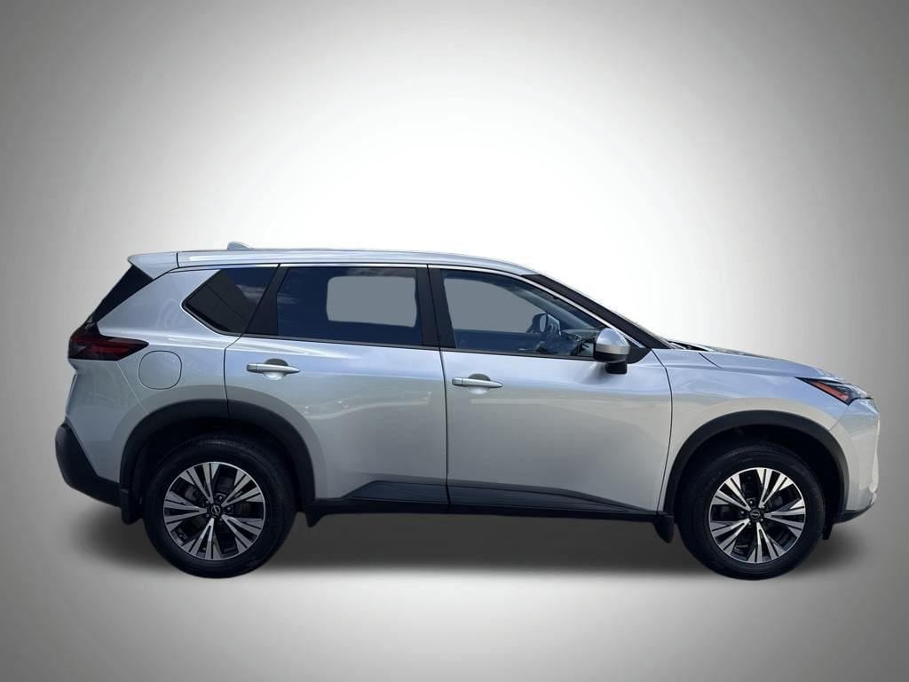 2023 Nissan Rogue SV - Photo 6