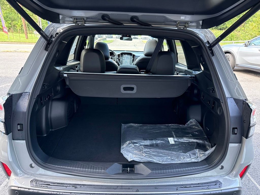 2025 Subaru Forester Limited - Photo 26