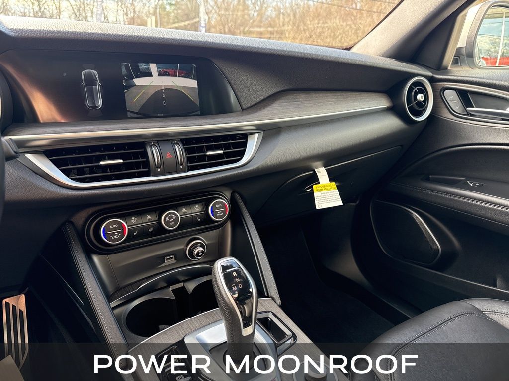 2022 Alfa Romeo Stelvio Ti - Photo 18