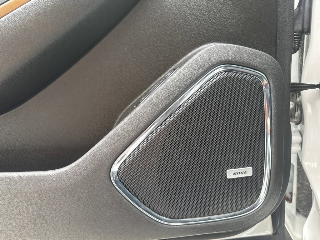 2020 GMC Yukon Denali - Photo 26