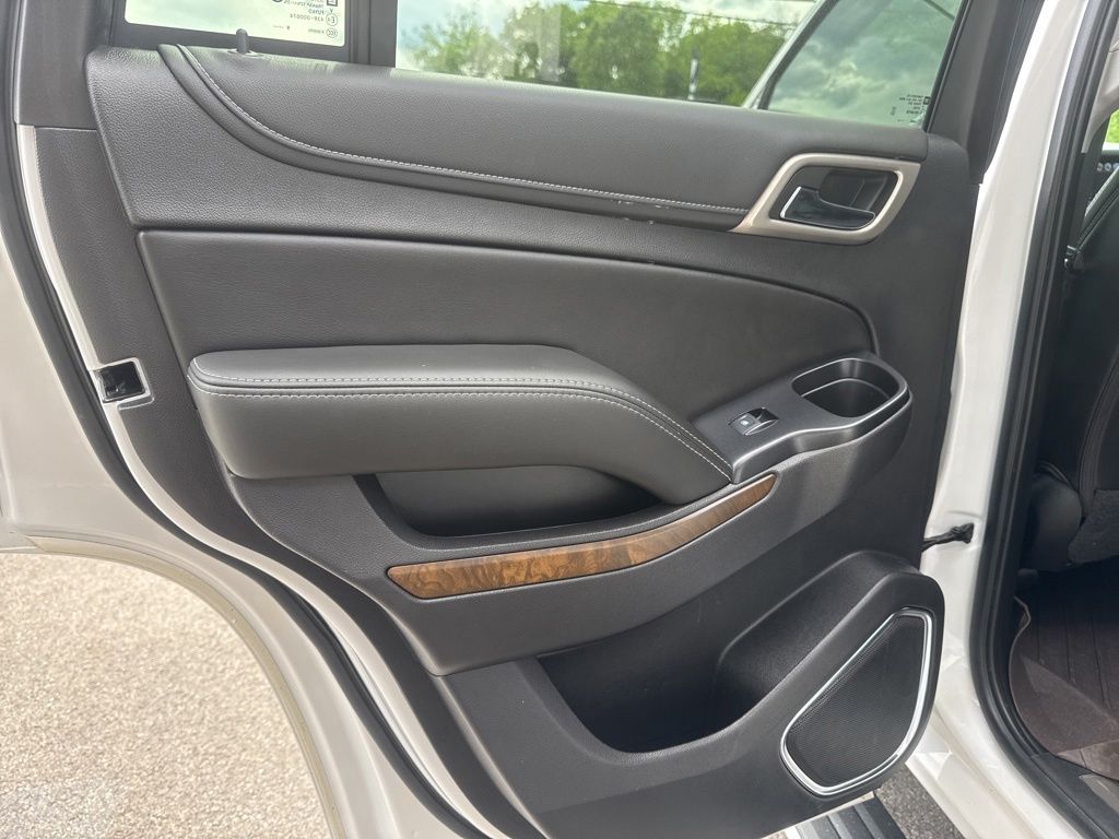 2020 GMC Yukon Denali - Photo 27