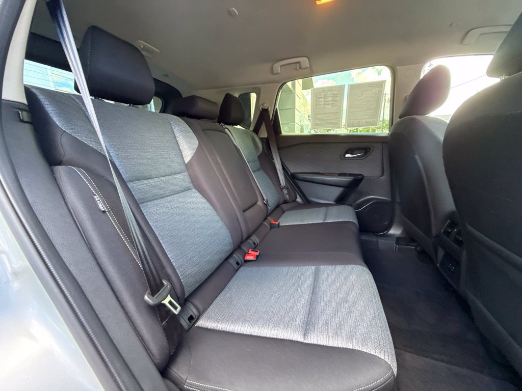 2023 Nissan Rogue SV - Photo 27