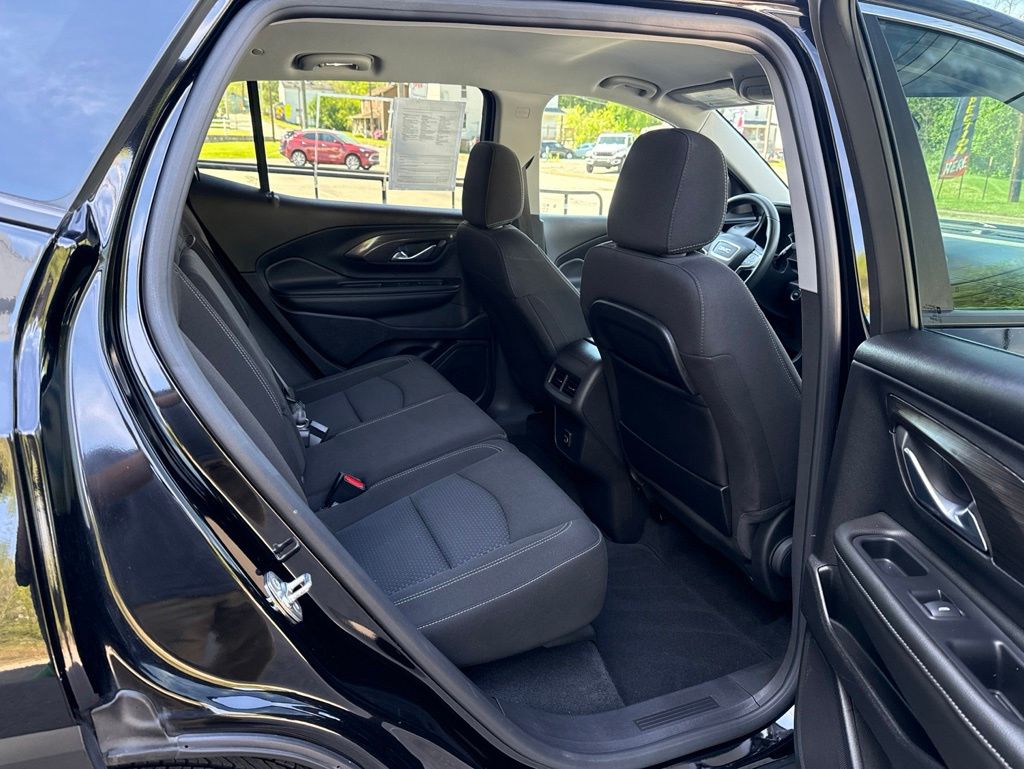 2024 GMC Terrain SLE - Photo 25