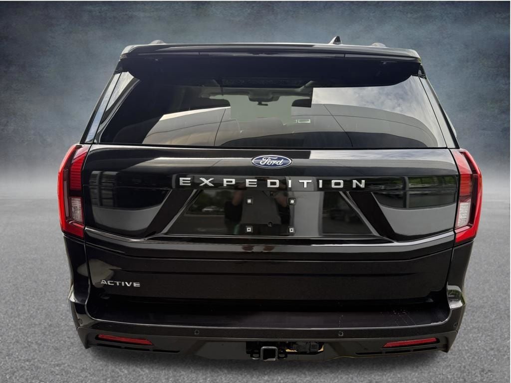 Used 2025 Ford Expedition Active SUV