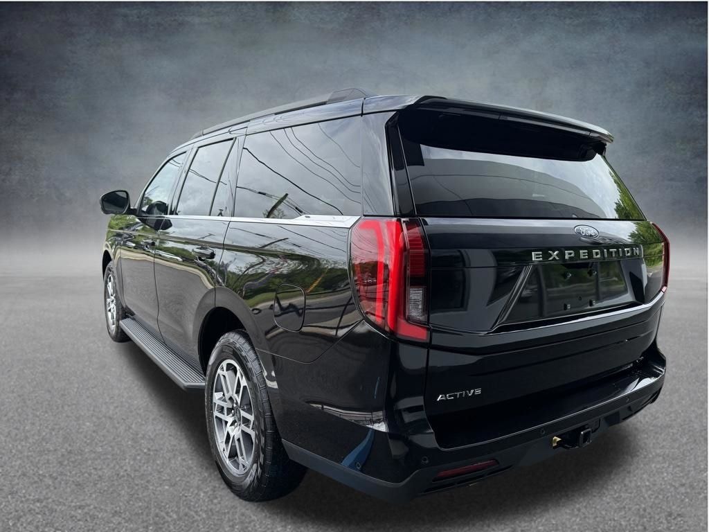 Used 2025 Ford Expedition Active SUV