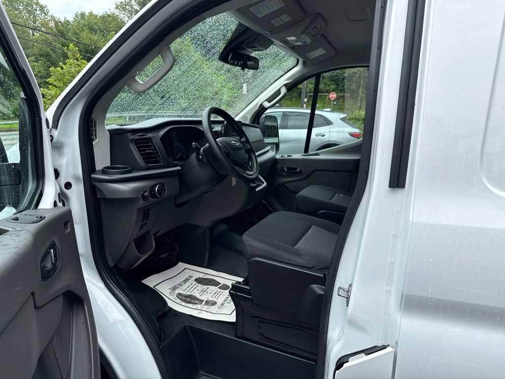 2024 Ford Transit Van Base - Photo 17