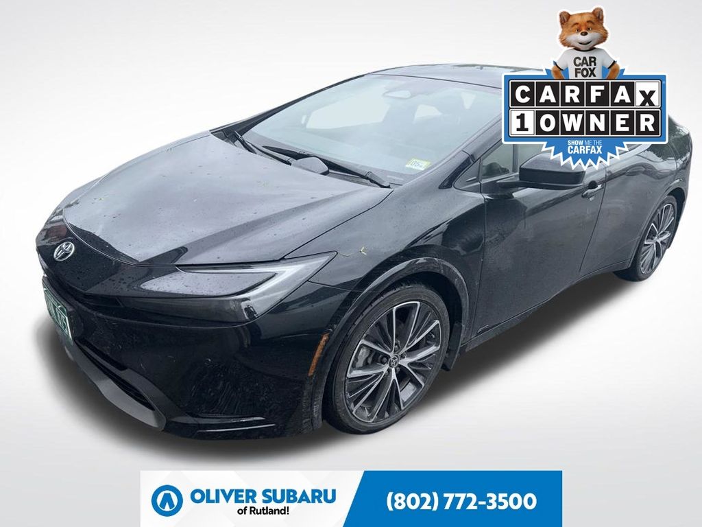 2025 Toyota Prius XLE AWD's photo