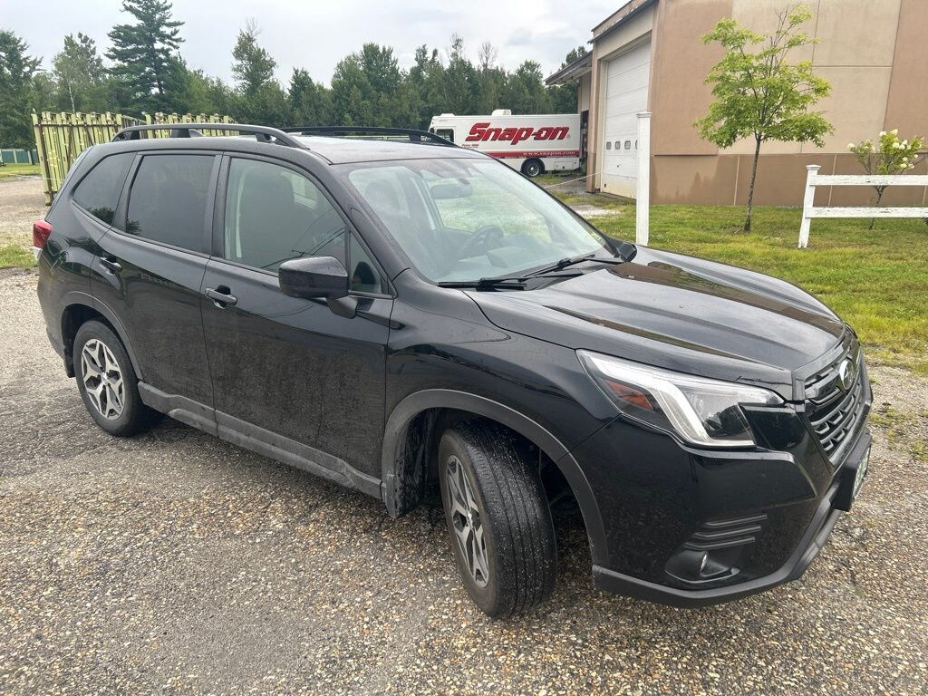 Used 2024 Subaru Forester Premium SUV