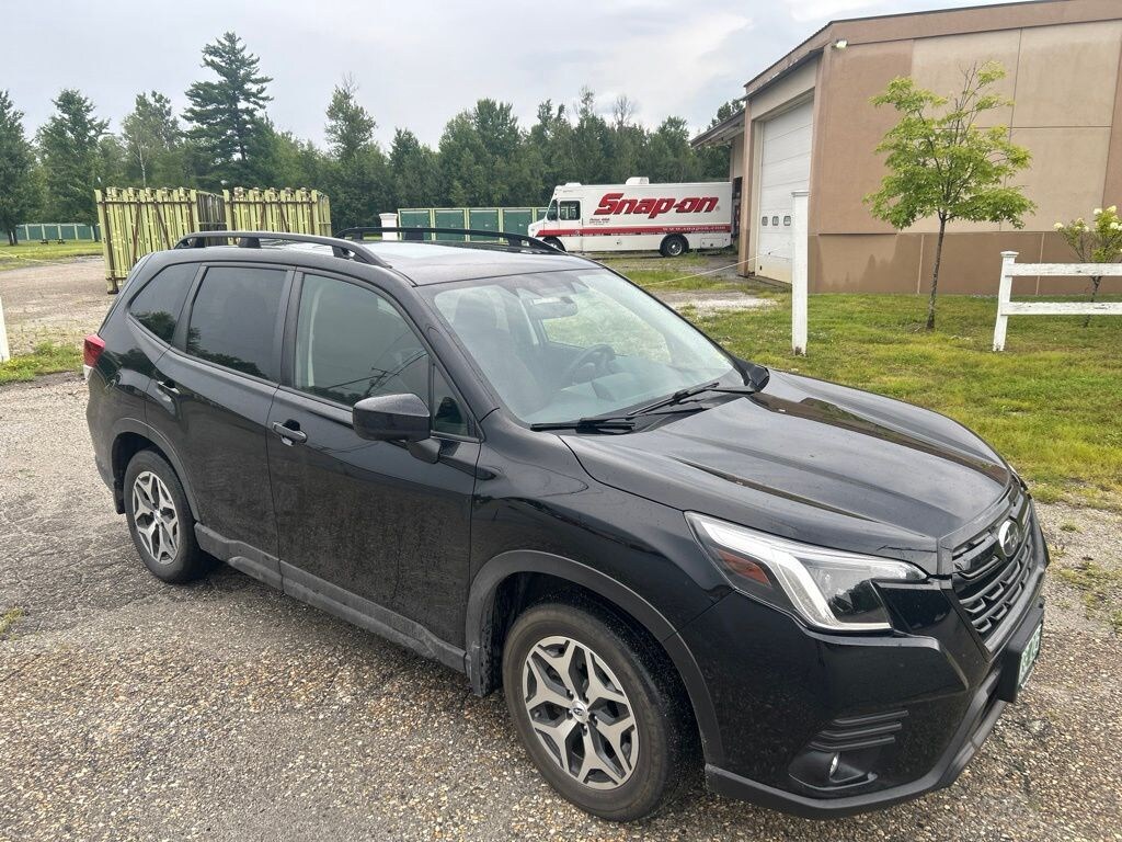 Used 2024 Subaru Forester Premium SUV