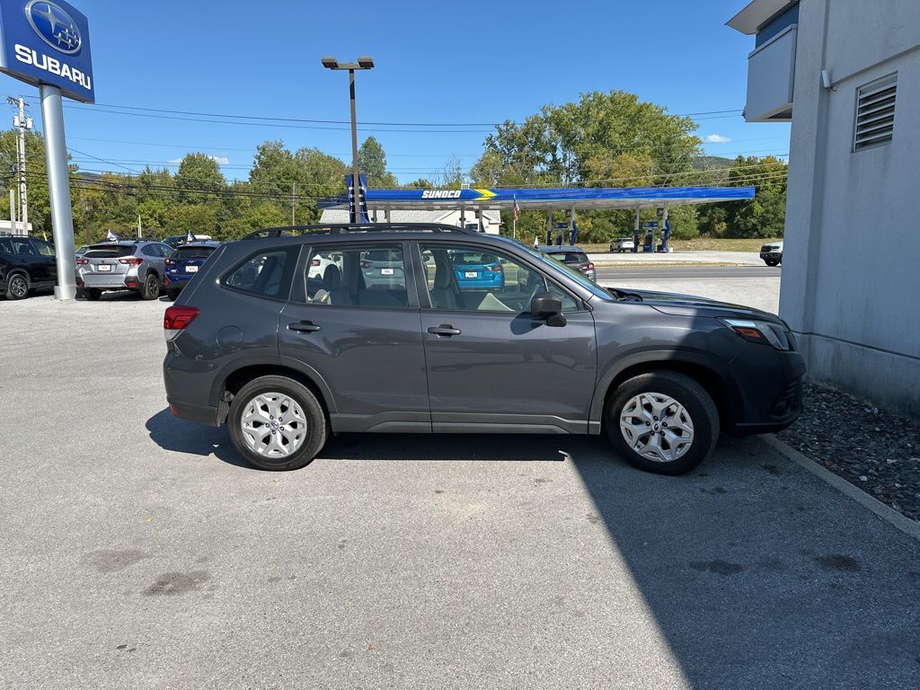 2023 Subaru Forester Base photo 3