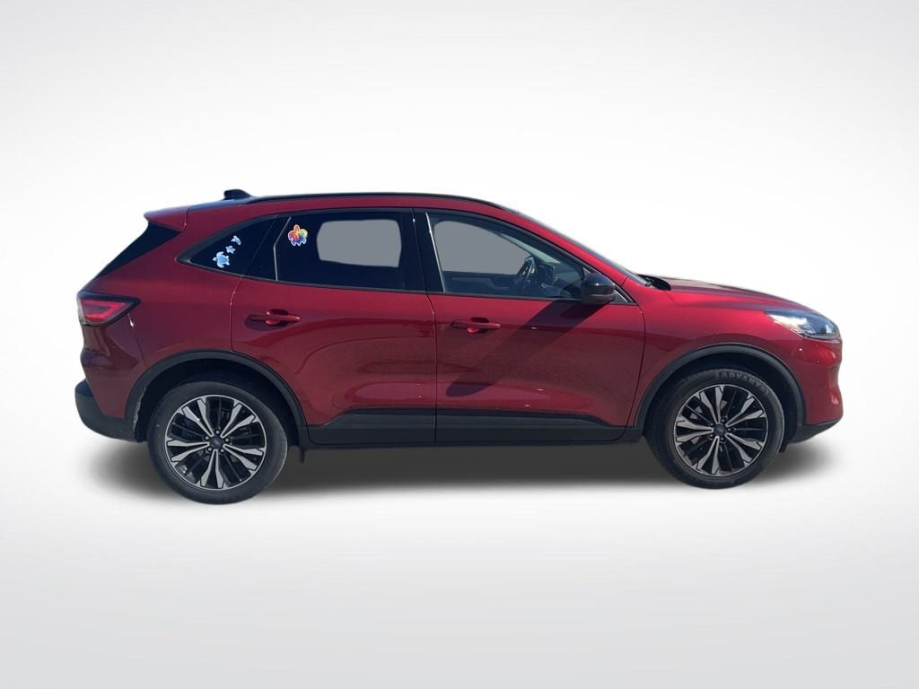 2022 Ford Escape SE photo 4