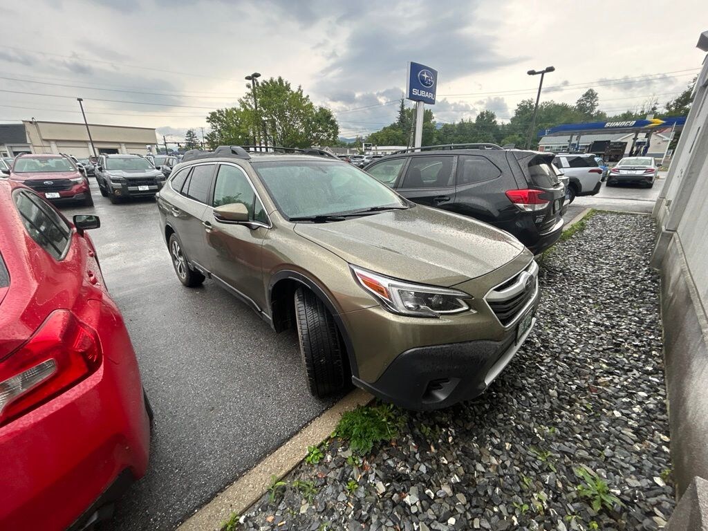 Used 2021 Subaru Outback Limited SUV