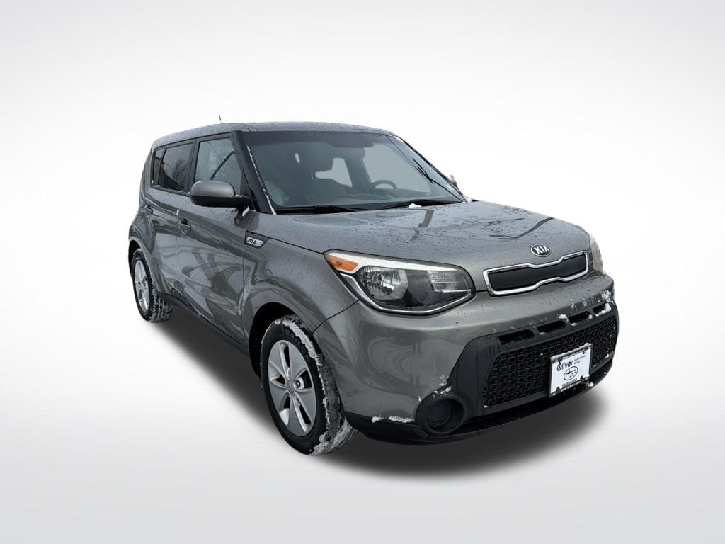 Used 2015 Kia Soul Base with VIN KNDJN2A24F7124869 for sale in Rutland, VT