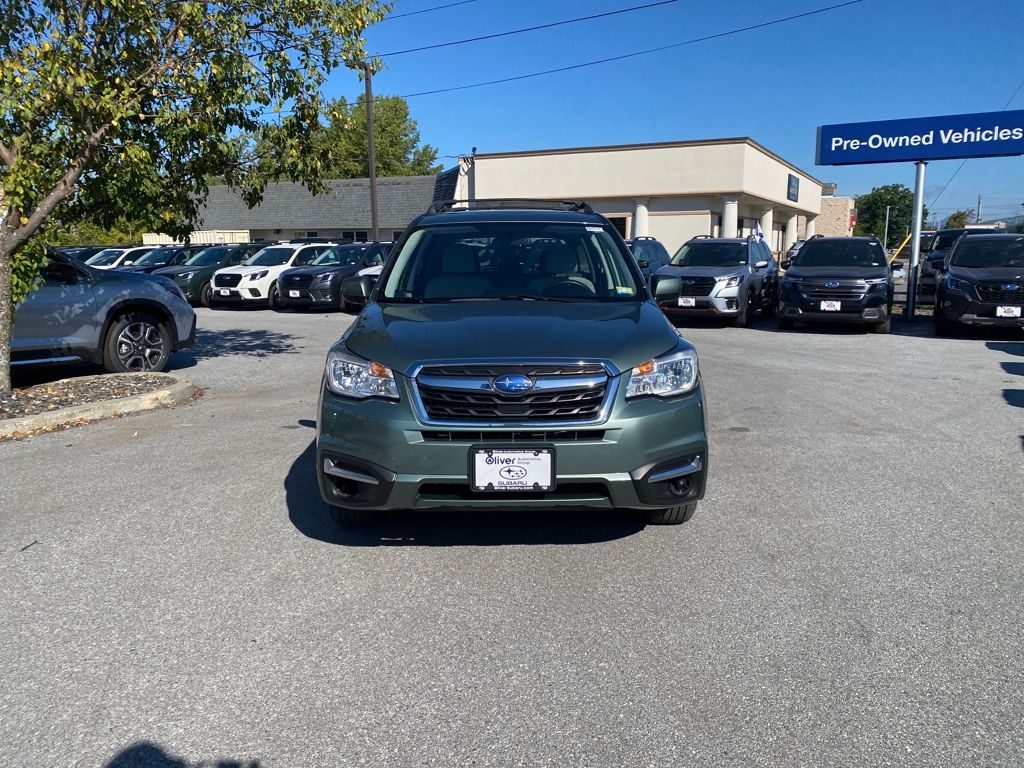 2018 Subaru Forester 2.5i Premium photo 4