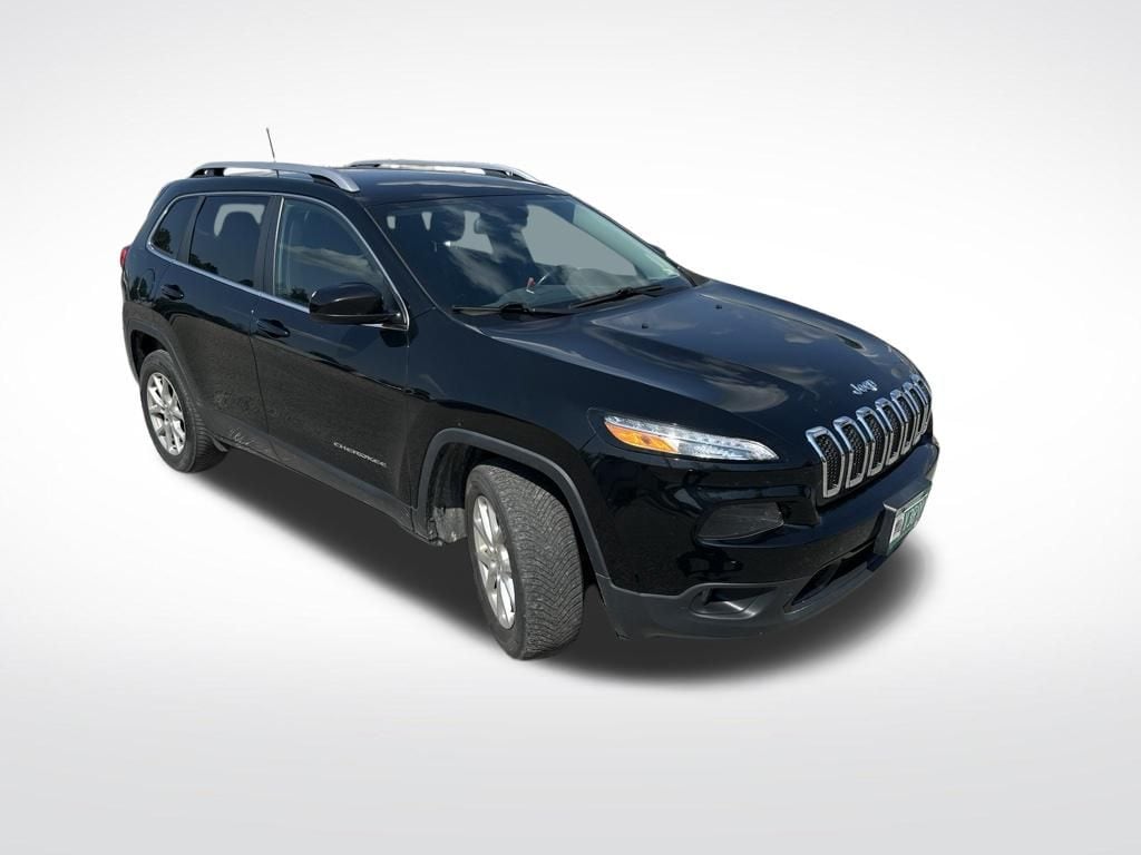 Used 2017 Jeep Cherokee Latitude SUV