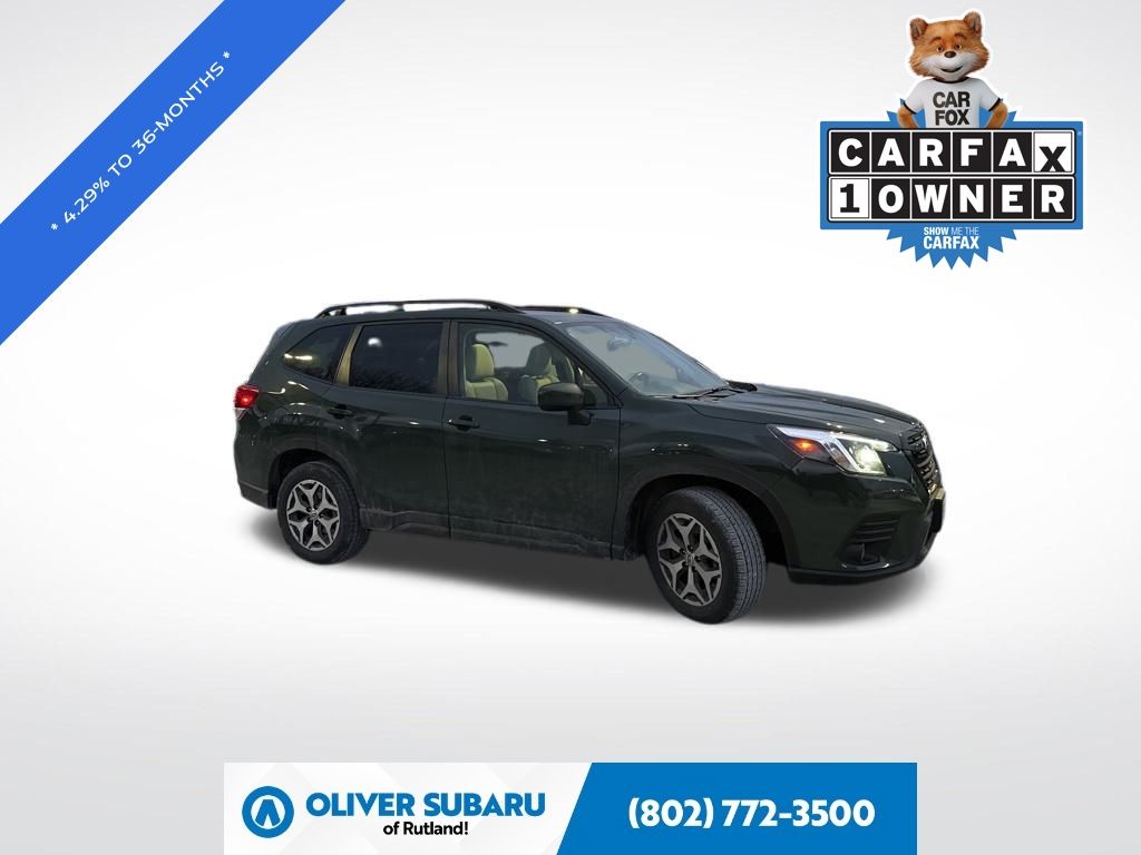 2023 Subaru Forester Premium's photo