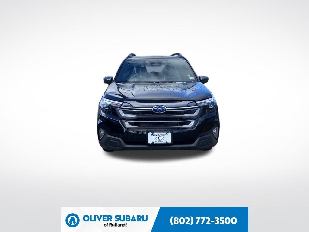 2025 Subaru Forester Premium's photo
